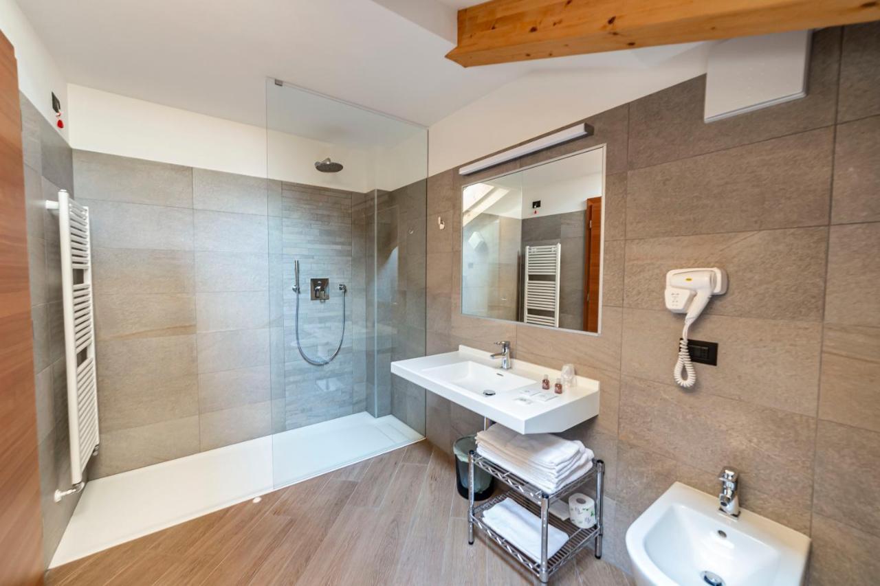 Hotel Garni Paradisi - Wellness & Spa メッツァーノ エクステリア 写真