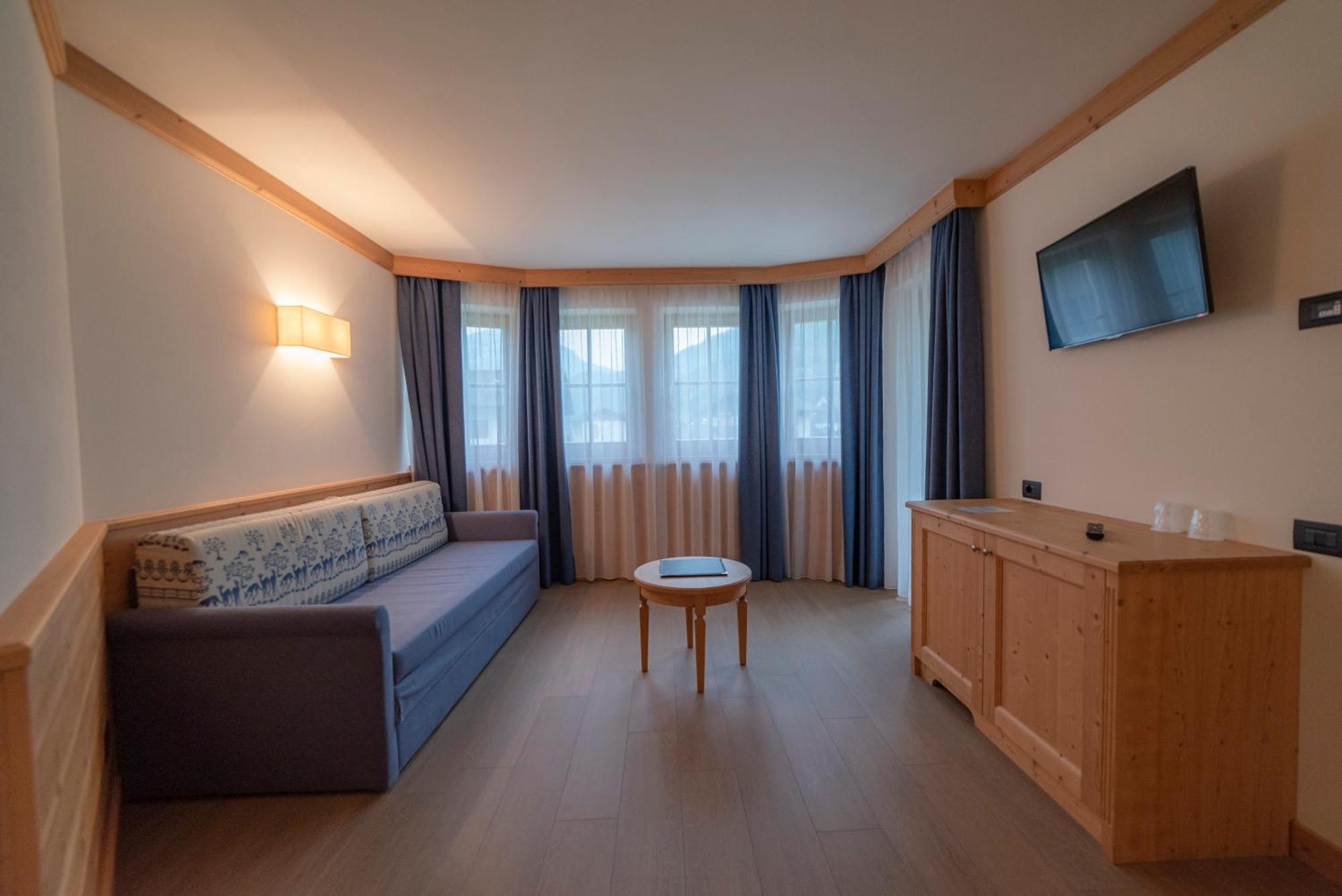 Hotel Garni Paradisi - Wellness & Spa メッツァーノ エクステリア 写真